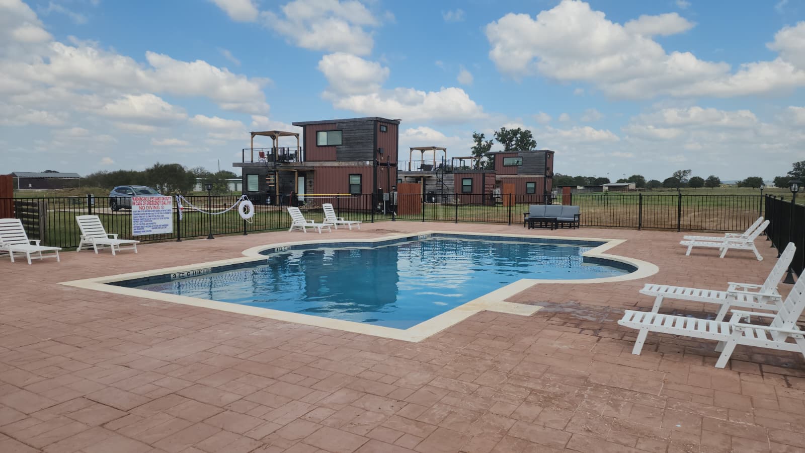 558089338 122149308782817581 1017261327077508795 N